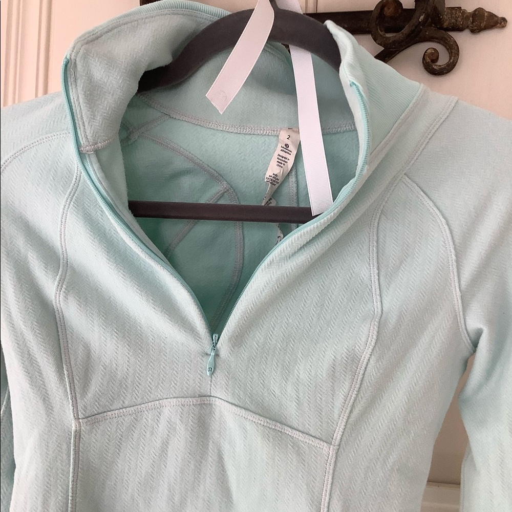 LULULEMON | $20 Bundled with any item - Send offer - Picture 4 of 6